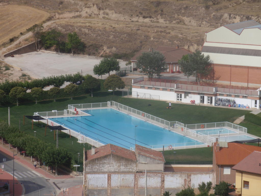 Pension Arroniz Hotel Exterior photo